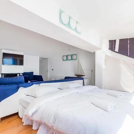 5 Bedroom Awesome In Pag *