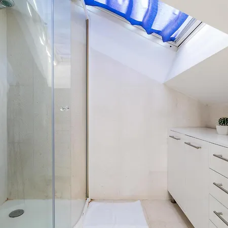 5 Bedroom Awesome In Pag Bosana