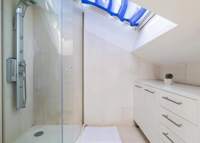 5 Bedroom Awesome In Pag Bosana