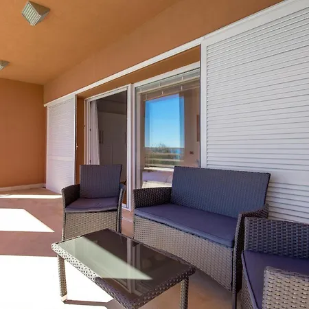 5 Bedroom Awesome In Pag *