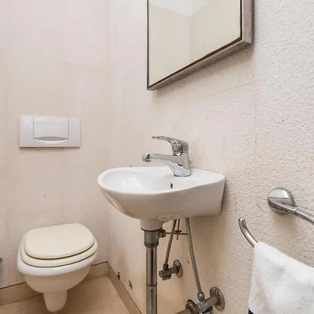 5 Bedroom Awesome In Pag Tatil Evi Bosana
