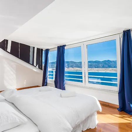 5 Bedroom Awesome In Pag Bosana