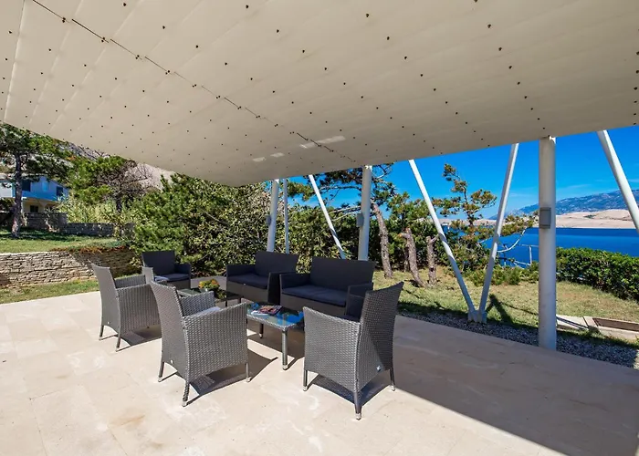 5 Bedroom Awesome In Pag * Bosana