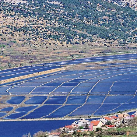 5 Bedroom Awesome In Pag *